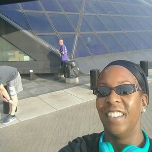 Meet your Posher, April